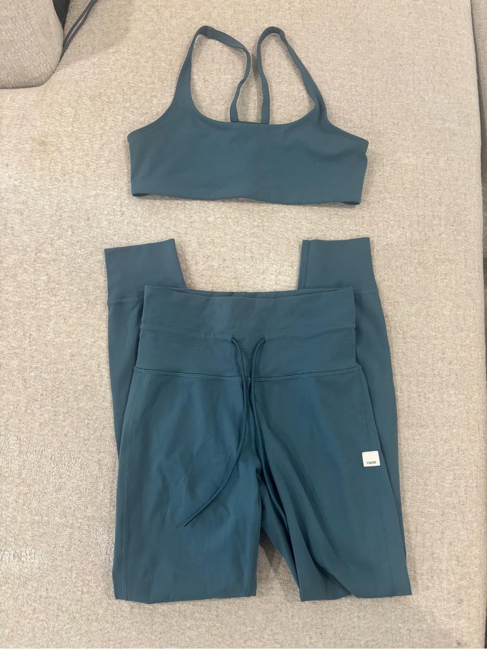 Vuori Teal Drawstring High-Waist Leggings with Matching Sports Bra